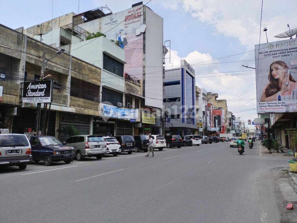 Jalan Asia Medan, Dari Gang Sempit Menuju Pusat Elektronik Medan