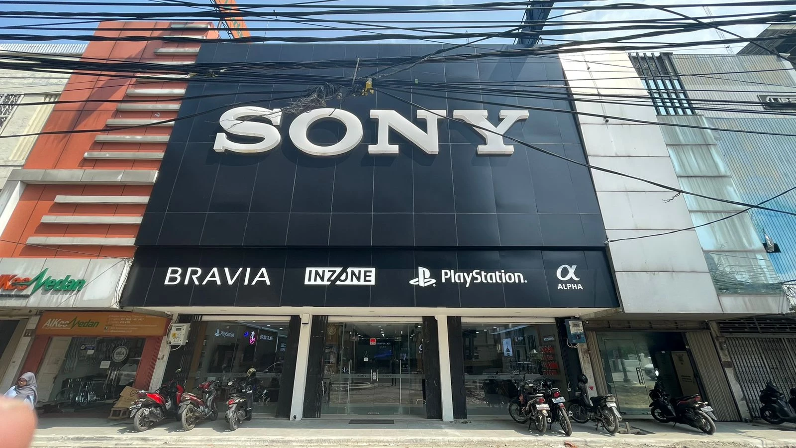 Sony Center Medan Pusat Elektronik Medan Terlengkap untuk Produk Sony Asli